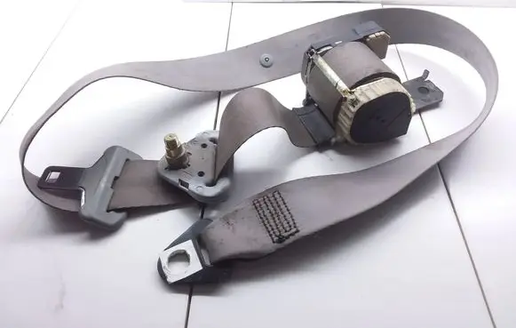 Renault Scenic I Front seatbelt 432478C 33008568