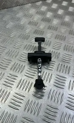 Opel Astra K Front door check strap stopper 6208