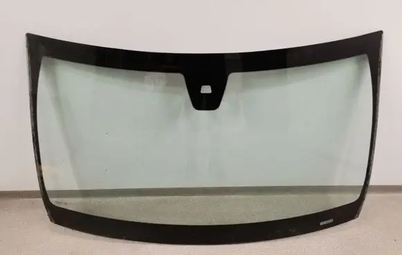 Mercedes-Benz C W205 Front windscreen/windshield window 