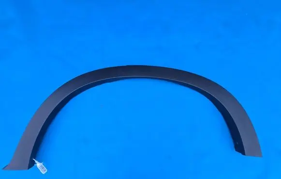 BMW X5 E70 Front arch trim 7158425