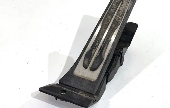 BMW X5 G05 Accelerator throttle pedal 6871053