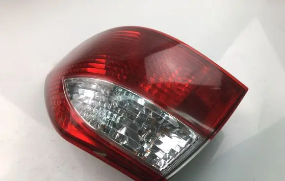 Mazda 626 Rear/tail lights 22061922