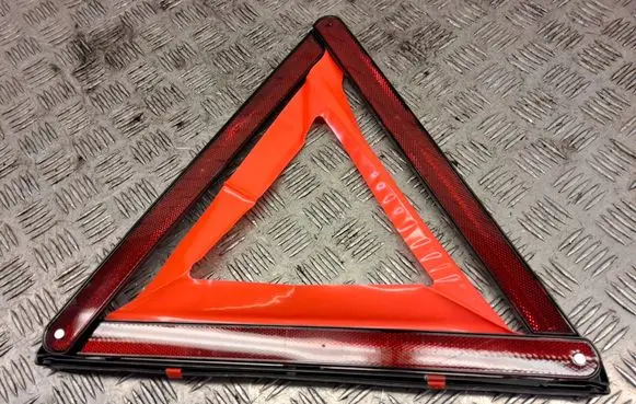 Audi S5 Emergency warning sign 8T0860251