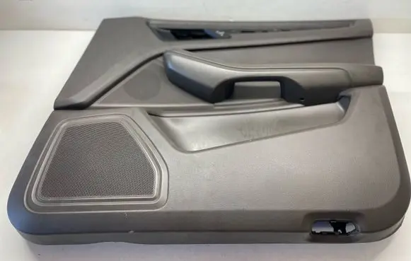 Porsche Macan (95B) Front door card panel trim 95B867012