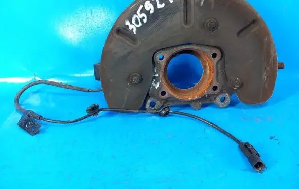Chrysler 200 Rear wheel hub spindle/knuckle 5085887AE
