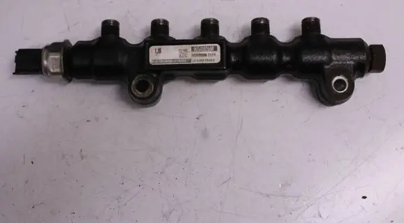 Ford Focus Fuel main line pipe 9654592680