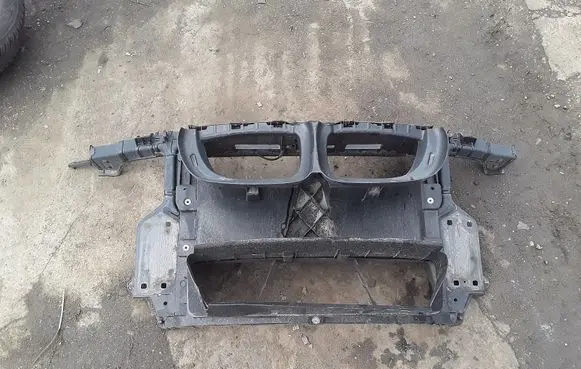 BMW 1 E82 E88 Radiator support slam panel