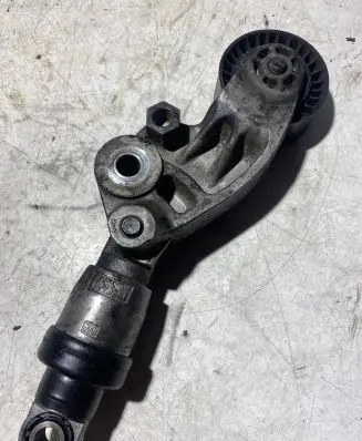 Mazda 6 Generator/alternator belt tensioner SH0115980