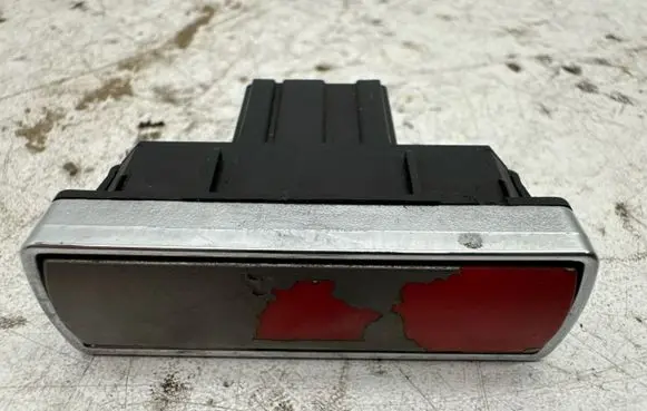 Ford Mondeo MK IV Hazard light switch
