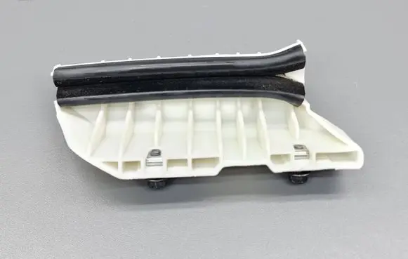 Citroen C3 Rear door windshield rail 9682972680