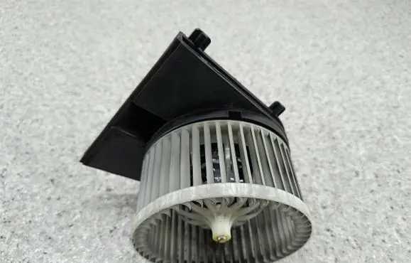 Volkswagen New Beetle Heater fan/blower