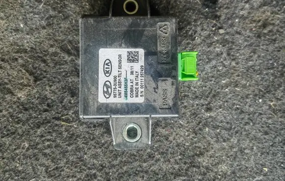 KIA Sportage Yaw turn rate sensor 957753U900