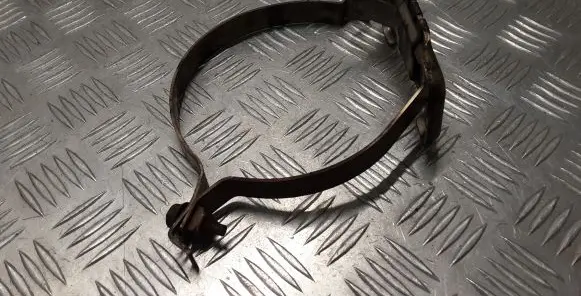 Muffler mount bracket/holder