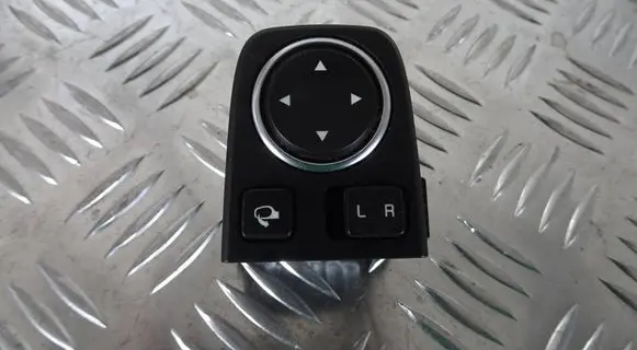 KIA Xceed Wing mirror switch 93530-J7000