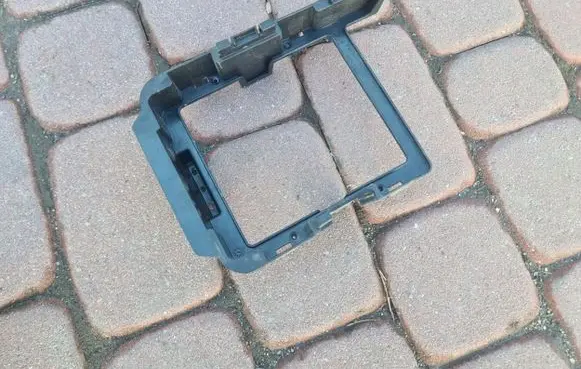 Opel Meriva B Battery bracket 13409534