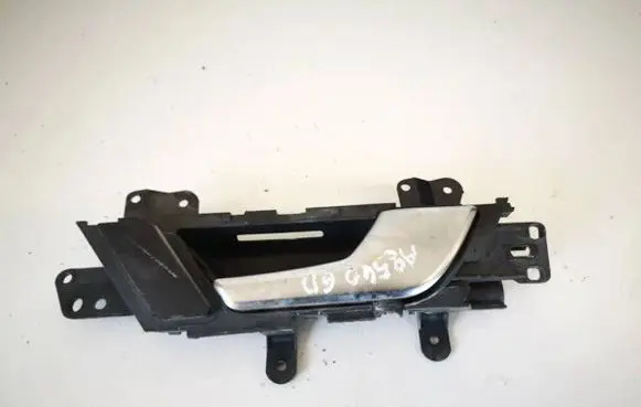 Rear door interior handle