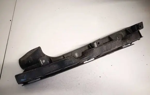Mitsubishi Lancer X Rear bumper mounting bracket 8j0807484a