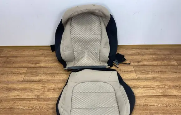 Ford Escape IV Front driver seat FOTKIERPOSZBIAESC