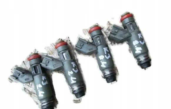 Jeep Cherokee III KJ Fuel injector