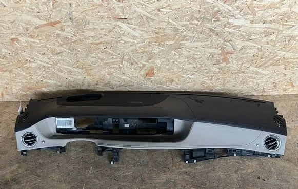 Mercedes-Benz S W222 Dashboard