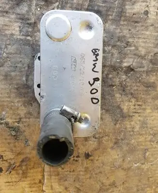 BMW 1 F20 F21 Engine oil radiator 47028