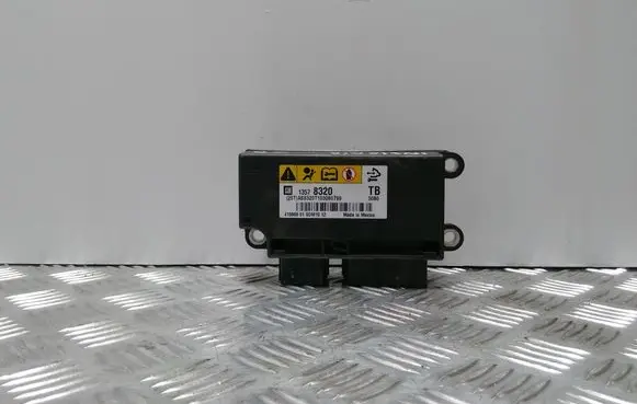 Opel Insignia A Airbag control unit/module 13578320