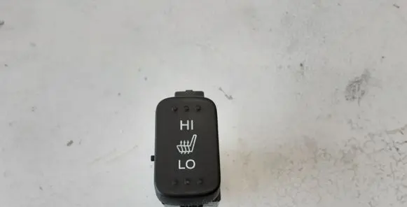 Honda CR-V Seat heating switch M33026