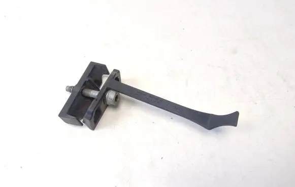 Audi A4 S4 B6 8E 8H Engine bonnet (hood) release handle 8E0803123