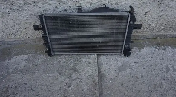 Coolant radiator