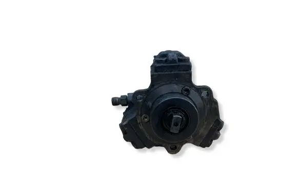Mercedes-Benz A W168 Fuel injection high pressure pump A6110700901