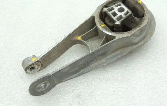 Opel Insignia B Gearbox mounting bracket 22937328