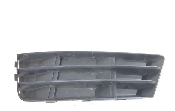 Audi A4 S4 B9 Front bumper lower grill 8W0807681B