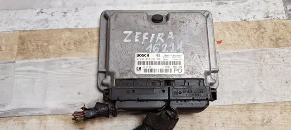 Opel Zafira A Engine control unit/module 28SA4802 24417169 0281010268