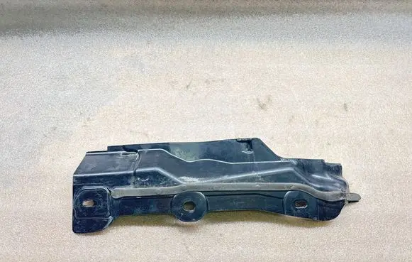 Other engine bay part