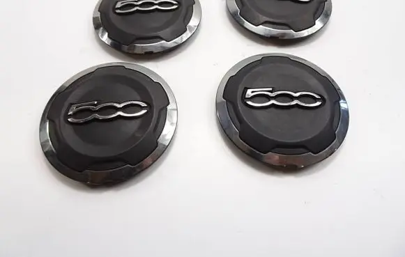 Fiat 500L Wheel nut cap/cover 735574469