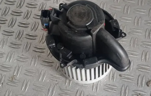 Renault Zoe Heater fan/blower 5q1333500A 5q1333500