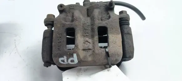 Mitsubishi Pajero Front brake caliper