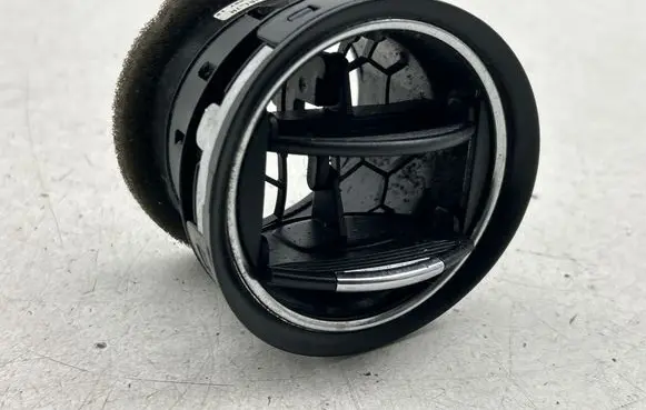 Dash center air vent grill