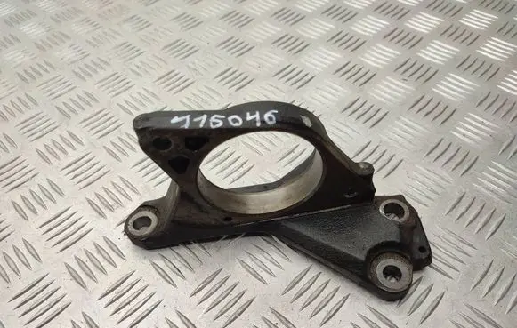 Nissan Qashqai Driveshaft support bearing bracket