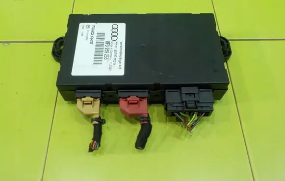 Audi A5 8T 8F Other control units/modules 33510505 ZP97