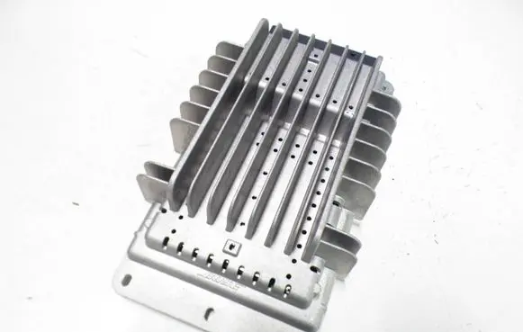 Audi A3 S3 8P Sound amplifier 8P7035223 304105001 305611001000853