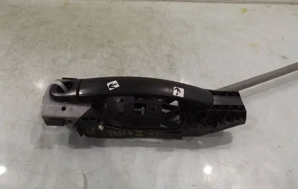 Skoda Fabia Mk2 (5J) Front door exterior handle