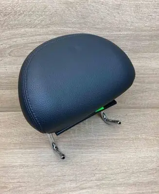 Mercedes-Benz E W211 Front seat headrest A2119705580 1112362