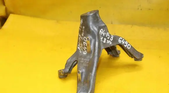 Audi A5 8T 8F Engine mounting bracket 8K0199308BT