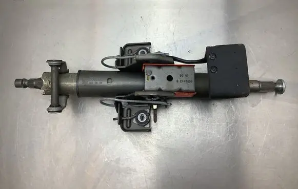 Opel Signum Steering wheel axle 24415475 0960604