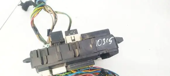 Volvo S40, V40 Fuse box set 30889989
