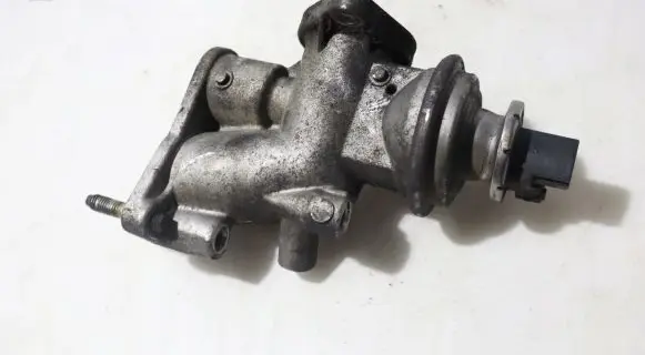Opel Combo C EGR valve