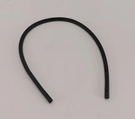 Nissan Leaf II (ZE1) Engine compartment rubber 