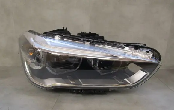 BMW X1 F48 F49 Headlight/headlamp 7472220