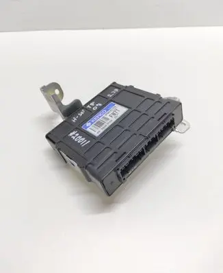 Hyundai Santa Fe Gearbox control unit/module 954403A390 9090930376A0